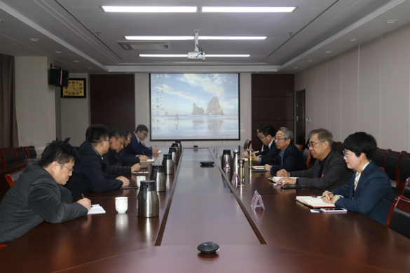 渤海银行济南分行副行长董羽一行来集团洽谈合作